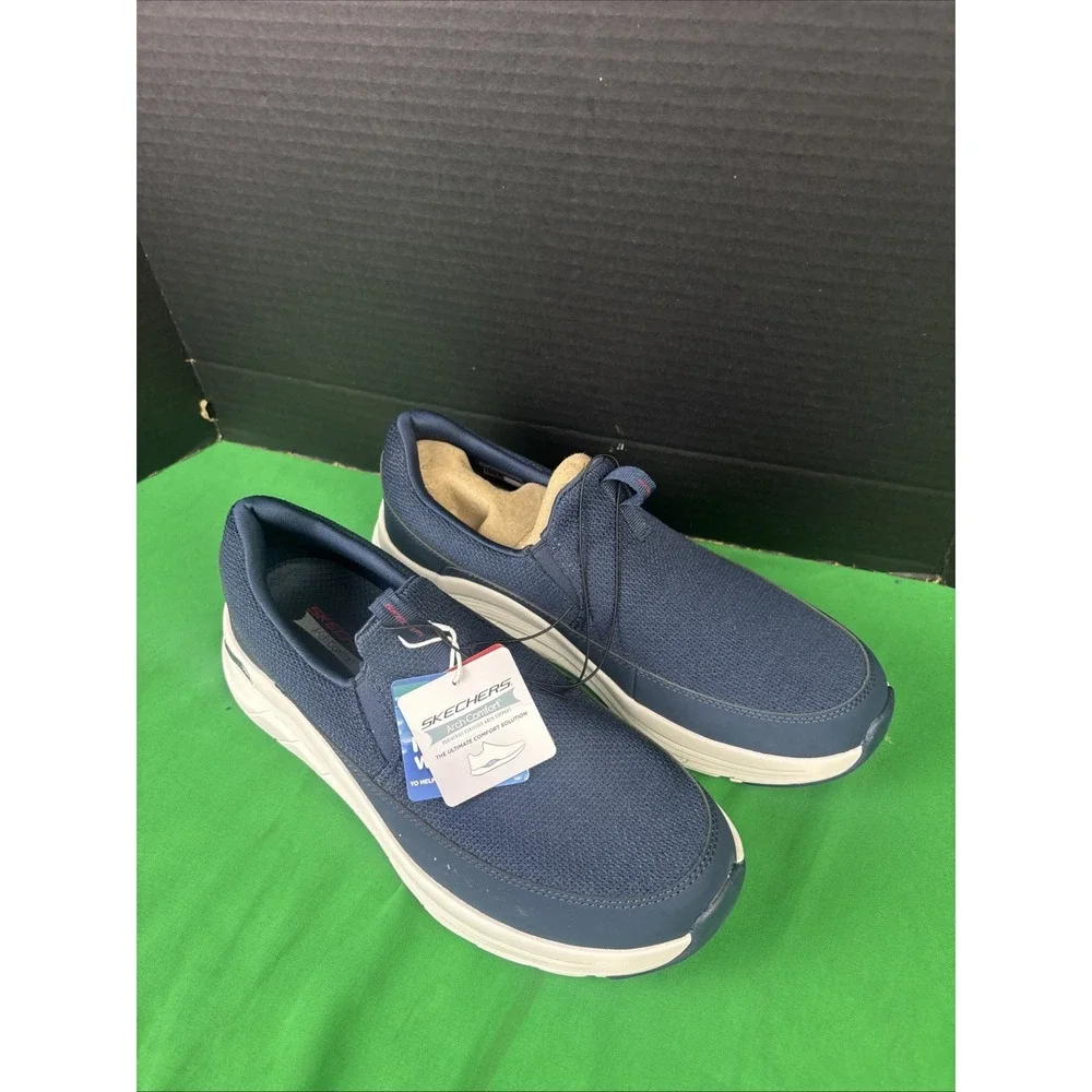 Skechers Men's Arch Comfort Flex Sneaker Size 10 Navy